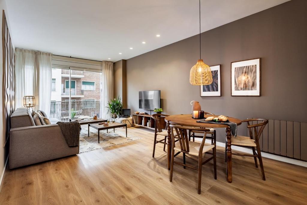 Isilf - 2 bedrooms and balcony in Sant Gervasi, Barcelona