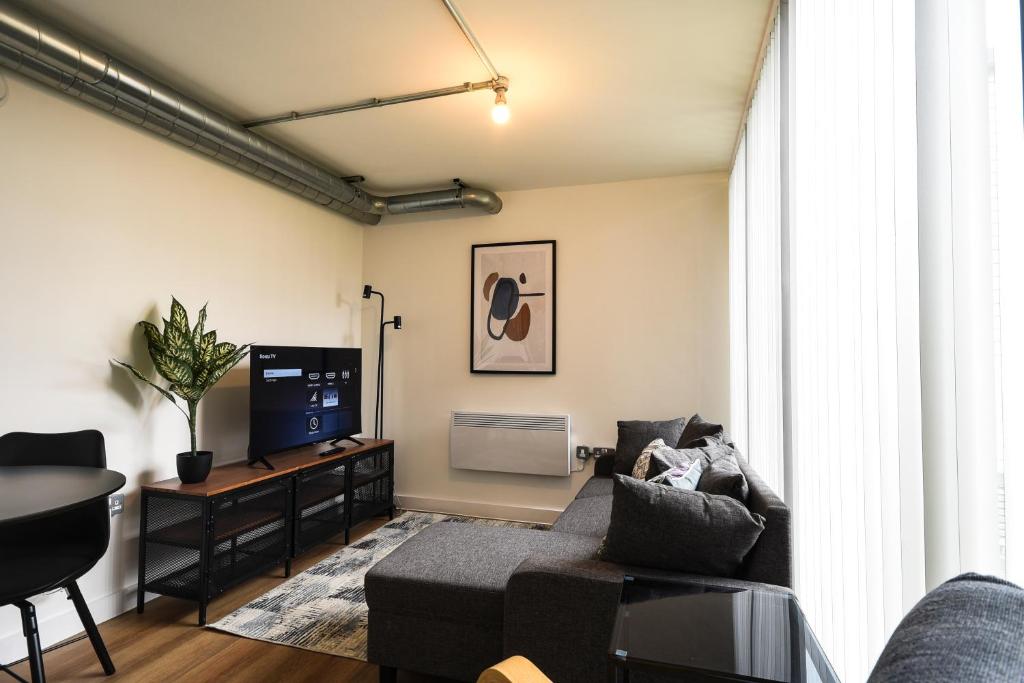 The Works By Guestz, Warrington