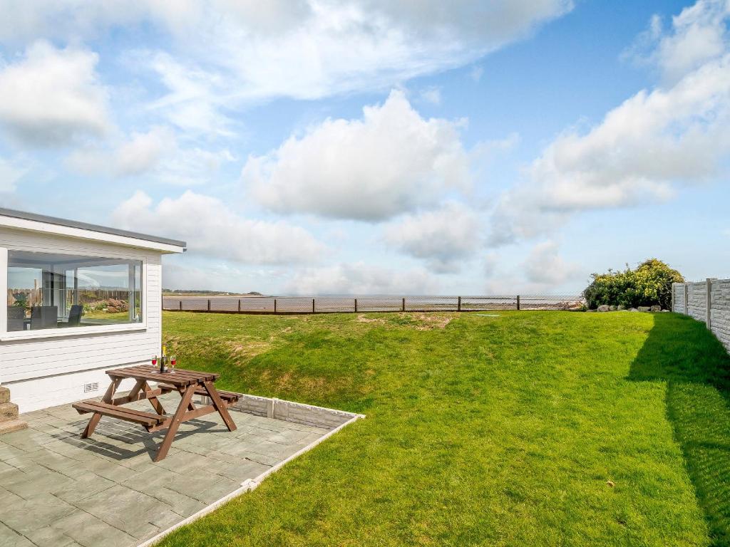 Sand View, Mainsriddle