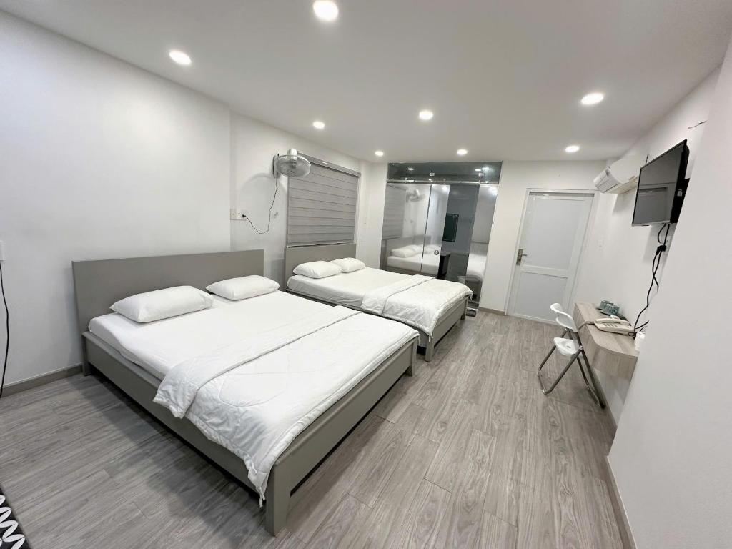 希拉里酒店-苏文亨第10区 (Hilary Hotel -Sư Van Hanh Q10)