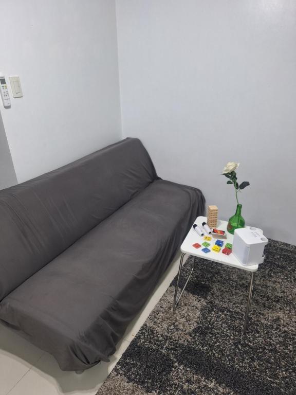 SMDC TAGAYTAY WITH TAAL view, Sampong