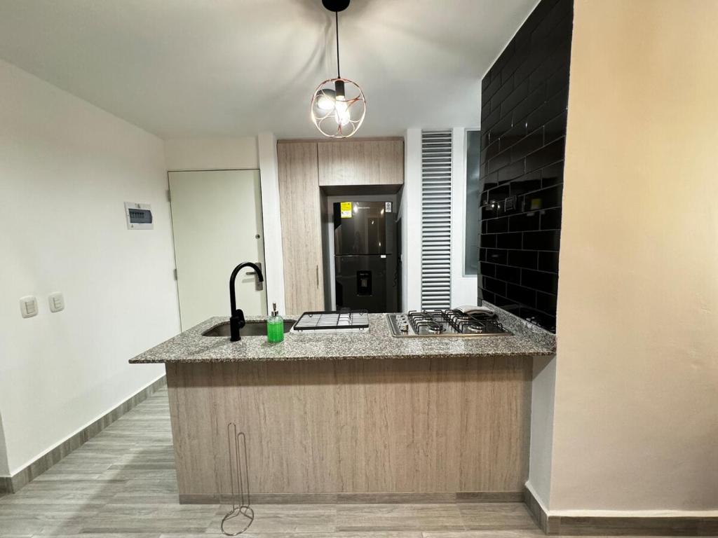 Moderno apartamento con balcon y vista al guadual, Piscina y parqueadero, Pereira