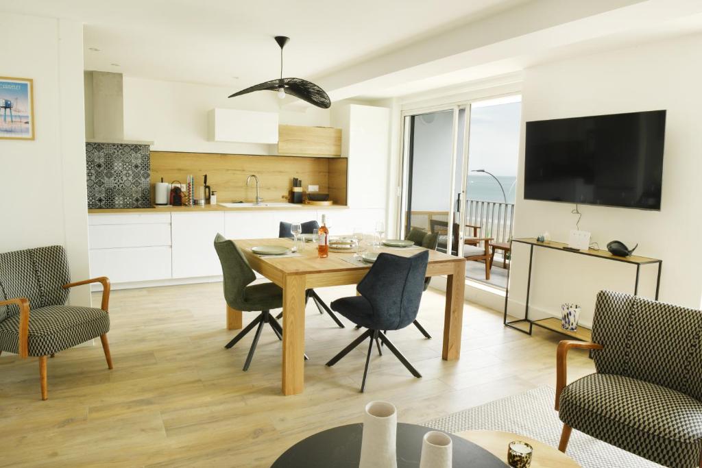 T3 rénové de 70m2 magnifique vue mer - 4