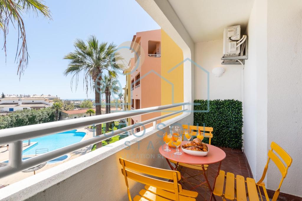 NEW! Perfect Studio with Swimming Pool, Albufeira