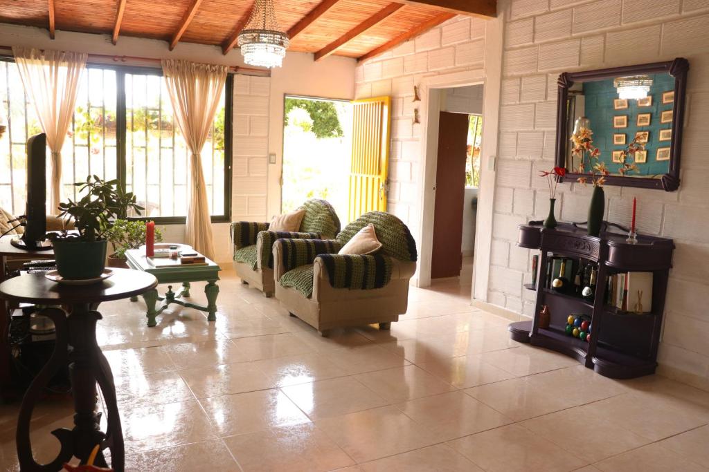 Casa Finca El Peñol Antioquia - 5