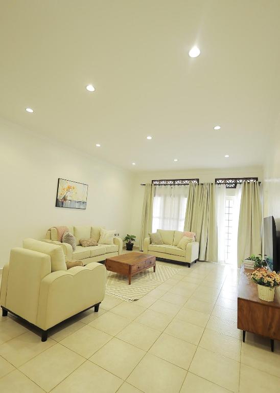 Euphoria at Victoria Residence, Nalakonge