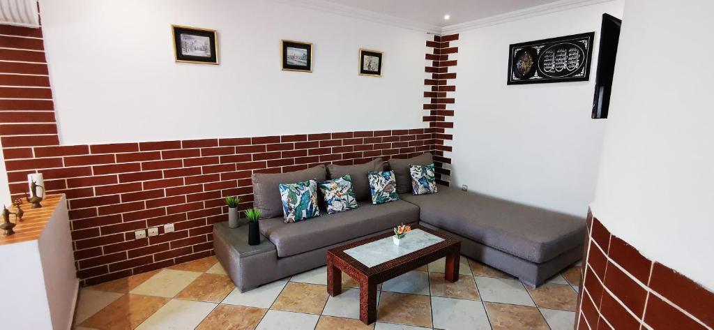 Charment Appartement à 1 min à pied de la plage, Martil