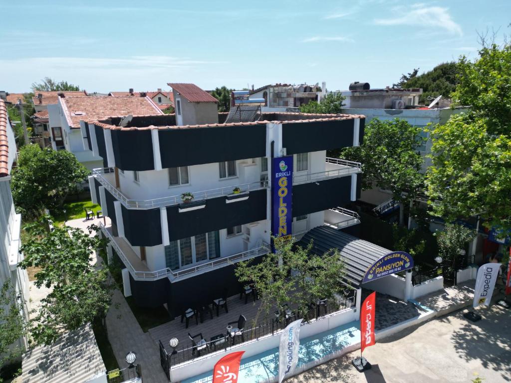 Erikli Golden Glow P Hotel, Eskiömerler