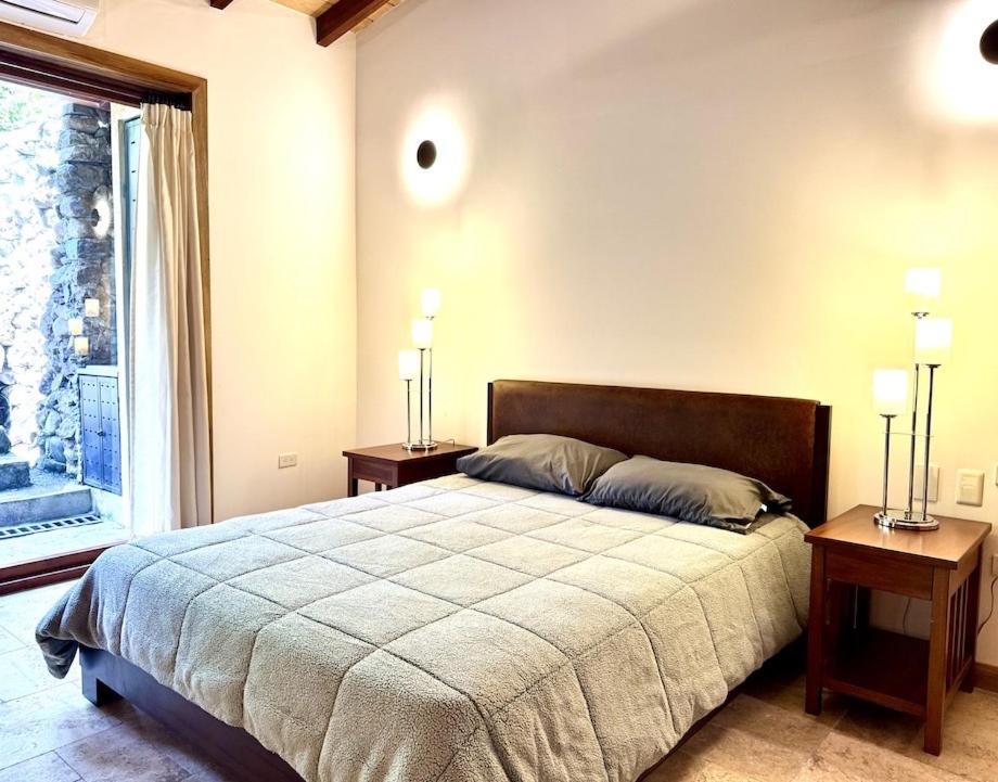 Heated & Cozy Cabin for Two - 1