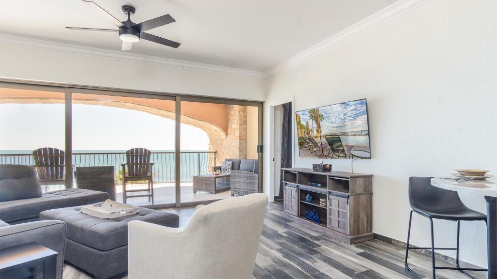 Oceanfront Condo - 1