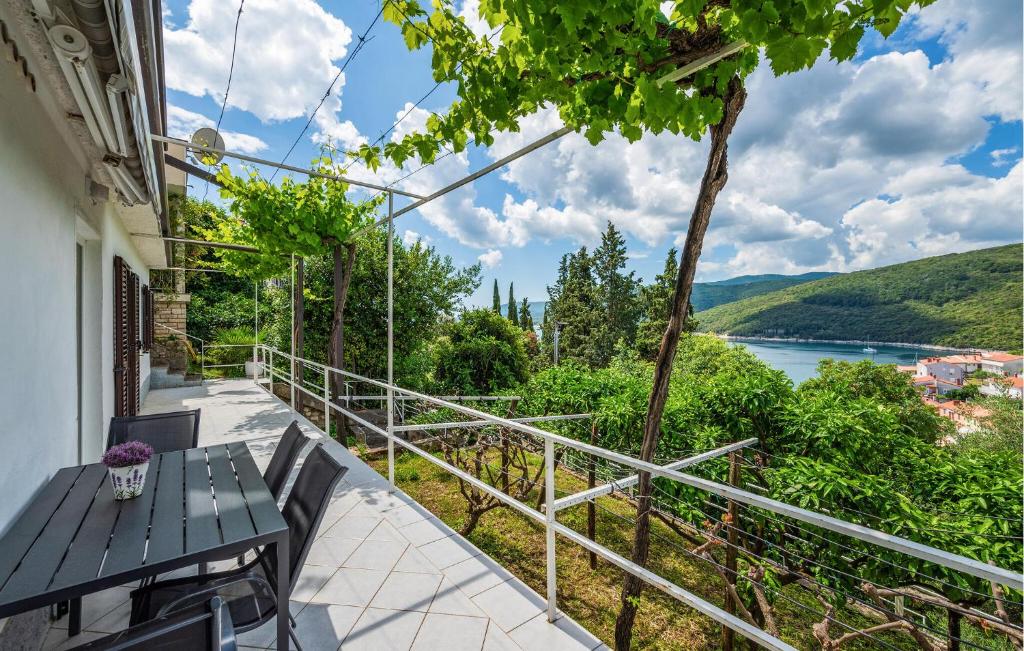 Lovely Apartment In Rabac, Rabac