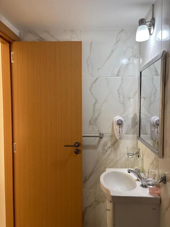 Loft moderno - pasos Av pellegrini - Centro - 2