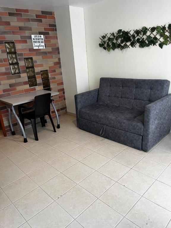 Exclusivo apartamento bien ubicado - 2