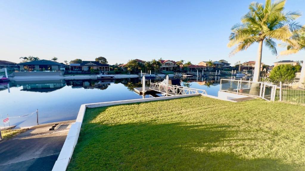 Anchorage Waterfront unit in Yamba, Yamba