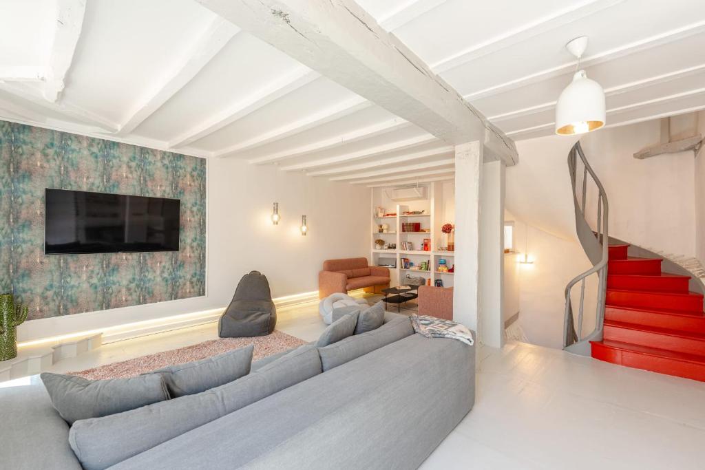 CLOS MARITXU - KEYWEEK Architect-designed house in Biarritz with parking - 1