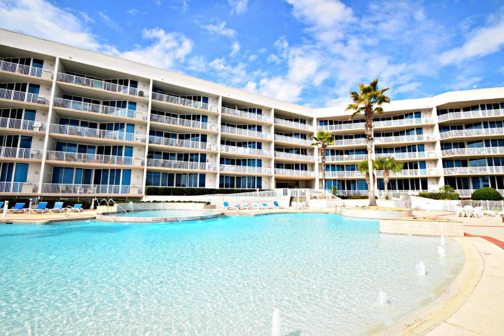 The Moorings, Orange Beach