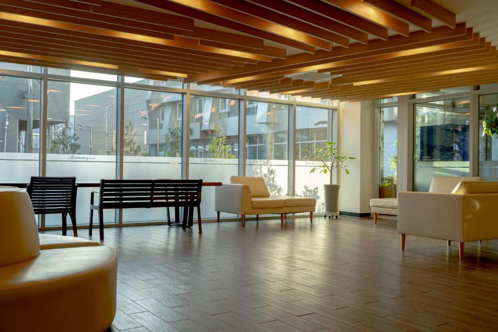 Sokcho Marina Hotel