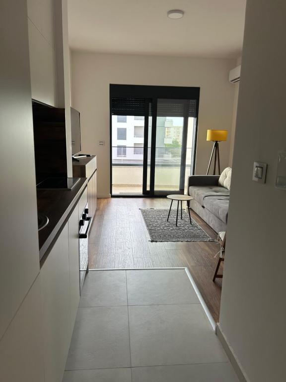 Garsonjera Zvicer Ulcinj, Ulcinj