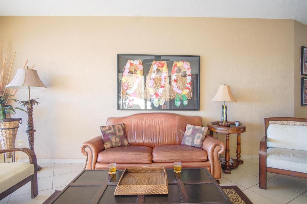 Sunrise Perch Penthouse Nice Decor Large Patio Ocean Front Condo - 4