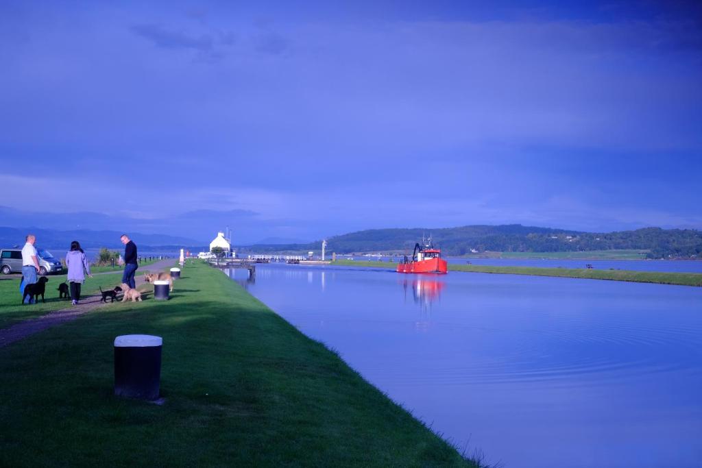 Otter Cottage, Inverness photo 7