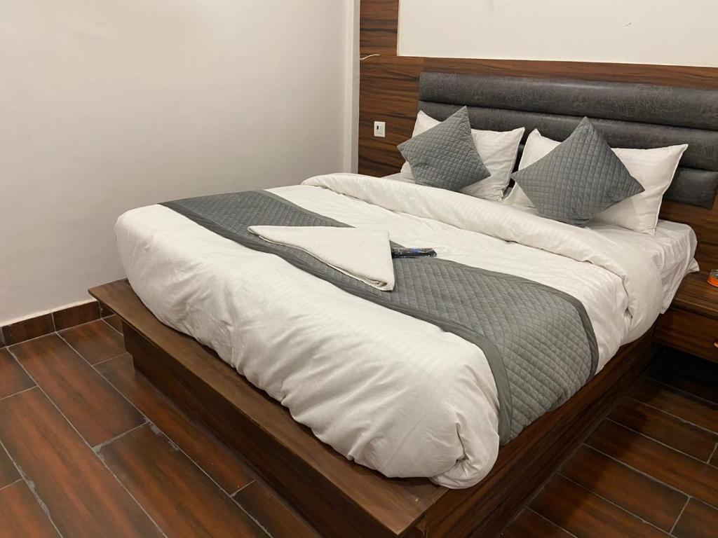 Via Nexus Select, Faridabad