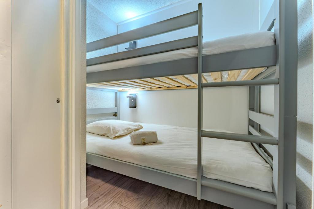 Ski-In Ski-Out 2BR Apartment with Mountain View - Val Thorens - Résidence le Joker - 4