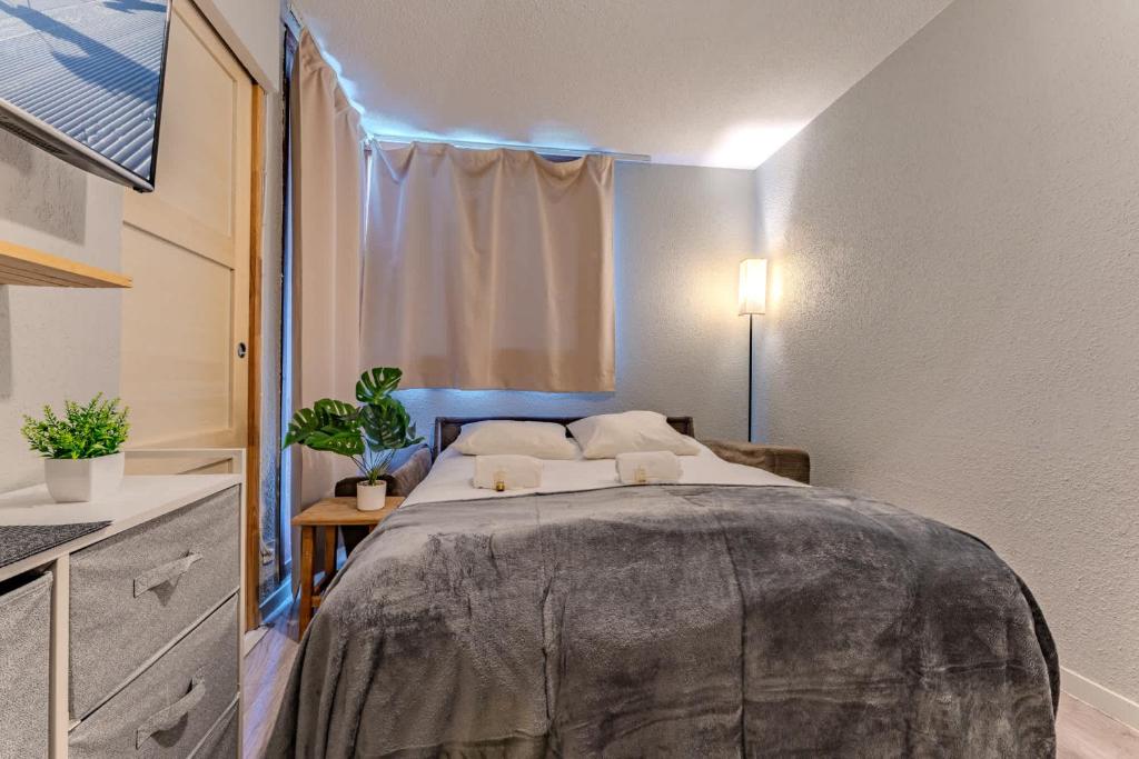 Ski-In Ski-Out 2BR Apartment with Mountain View - Val Thorens - Résidence le Joker - 5