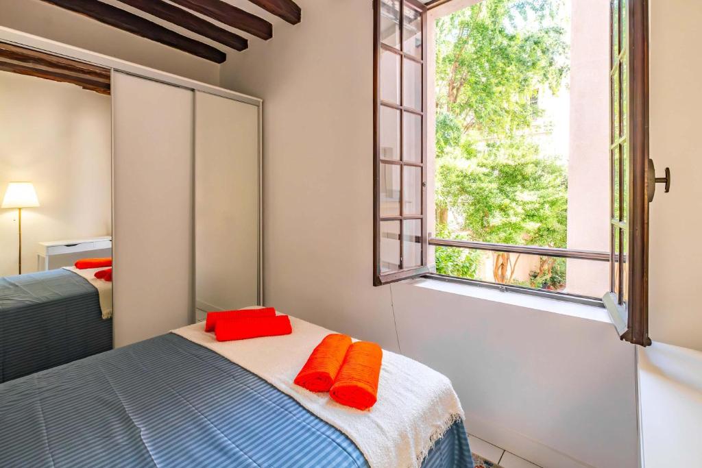 4 Guests Flat - Rue Mouffetard - 4