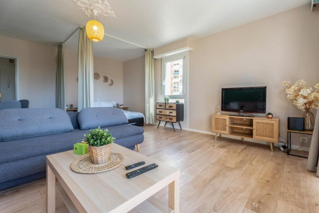 Super Studio on Boulevard Mulhouse Hyper Centre, Mulhouse