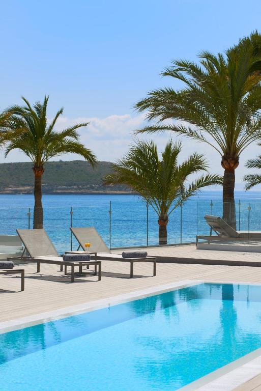 スイミングプール