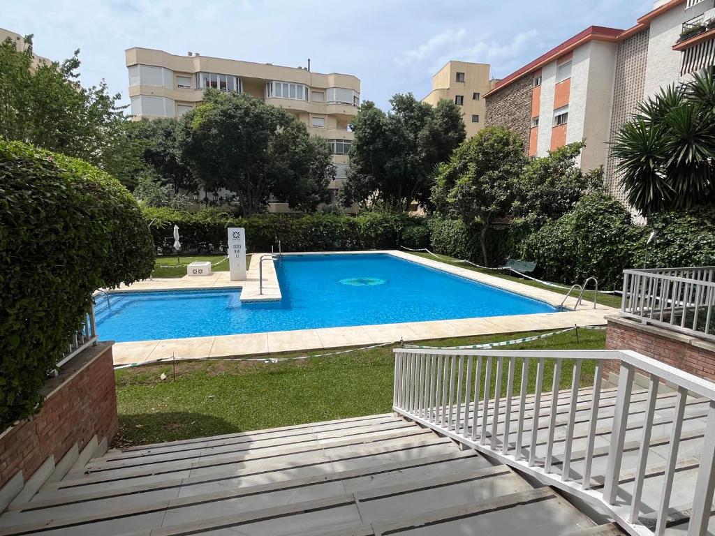 Bright, central, close to the sea, parking and WiFi - 2