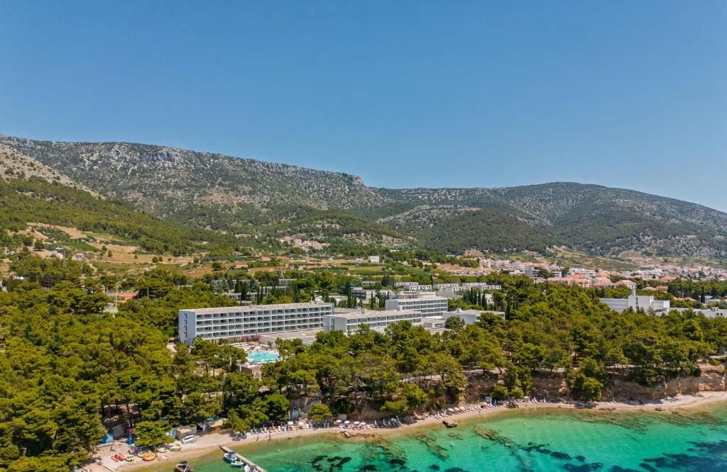 Bluesun Hotel Elaphusa, hotel in Bol