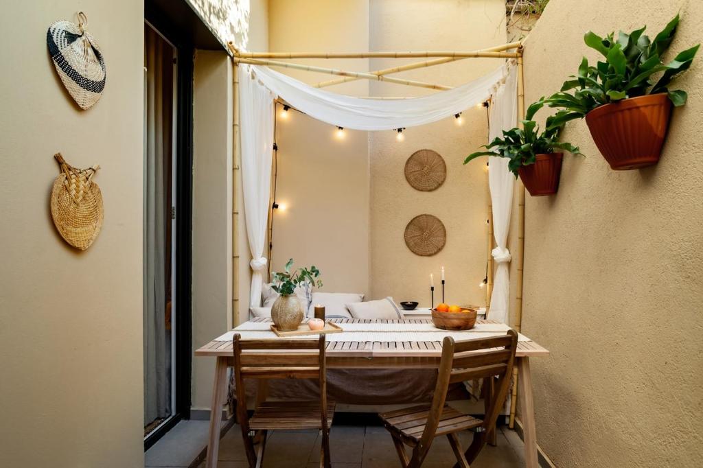 Sahoro - 2 bedrooms and terrace in Gràcia, Barcelona