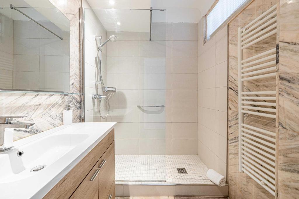 Elegance and Refinement, proximity to La Croisette - 2