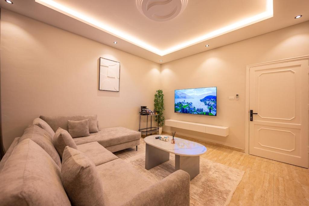 1BR 1LV IN downtown Self check in, Džidda