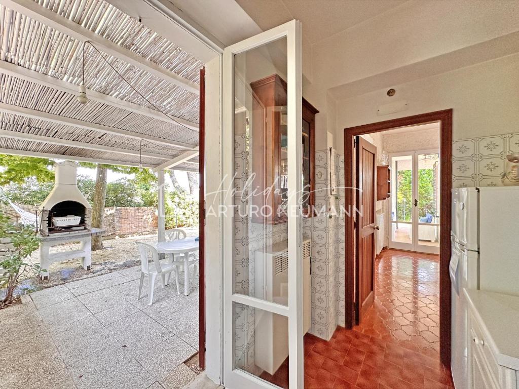 142 - VILLA BLU a Marcelli - villa quadrilocale a Marcelli con ampio giardino , aria condizionata e wifi - SPIAGGIA inclusa nel prezzo - 5
