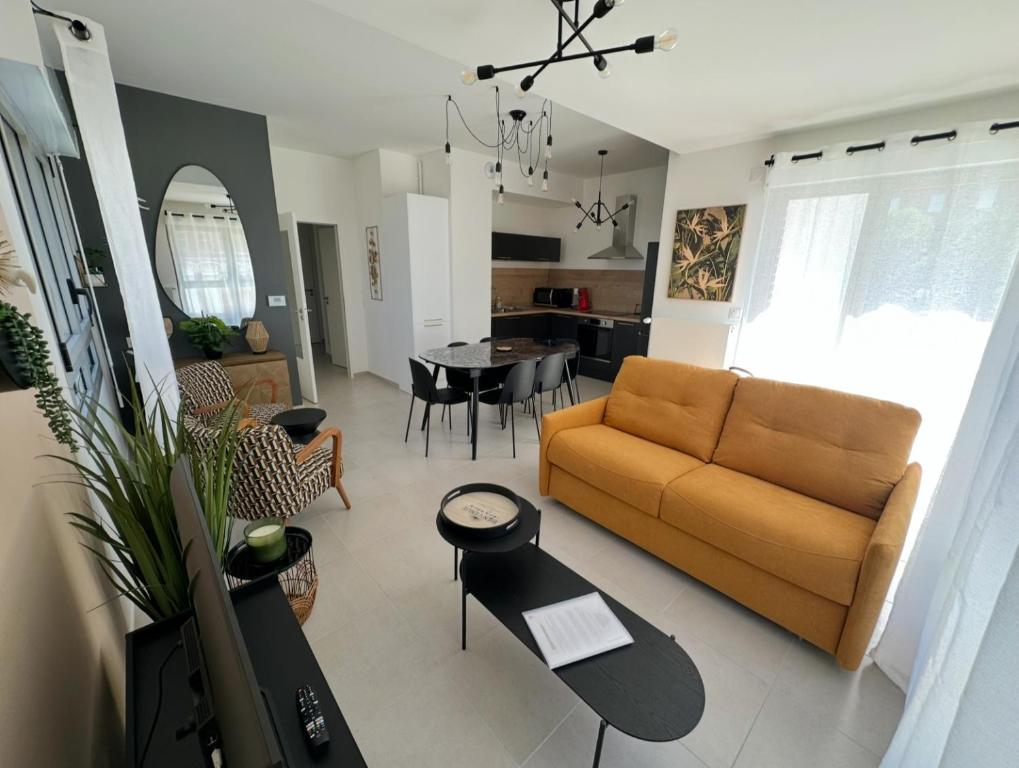 Charles - Appartement 6 pers avec Parking et Balcon à deux pas de la plage - 2
