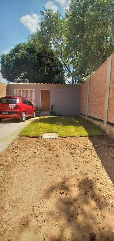 Comfortable and practical house, Asunción