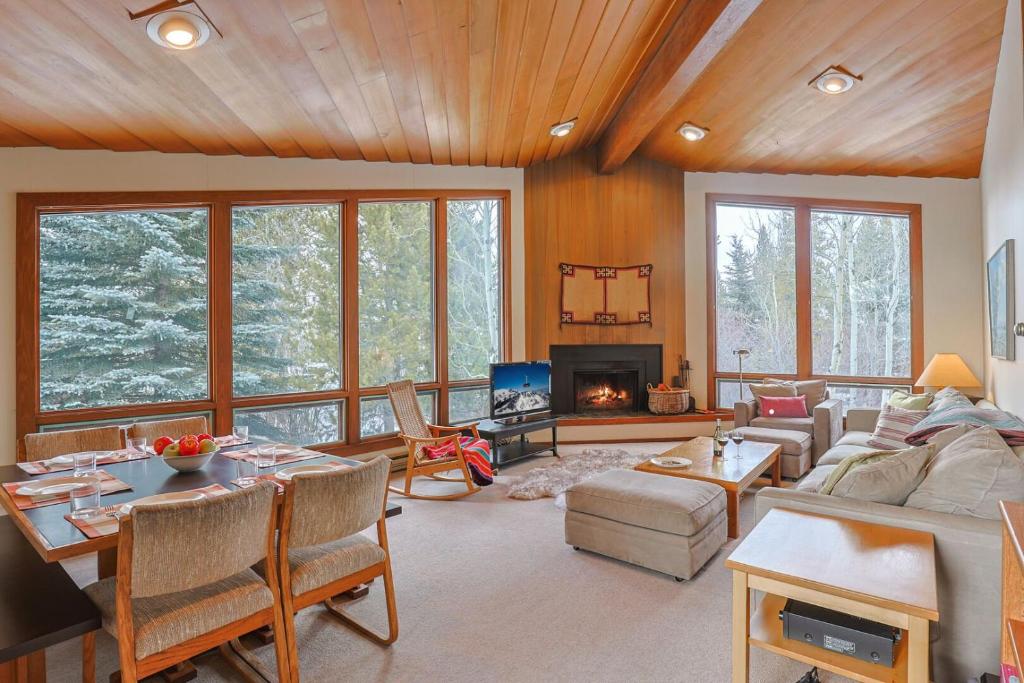 RMR: Kruse House in The AspensWilsonWY, Wilson