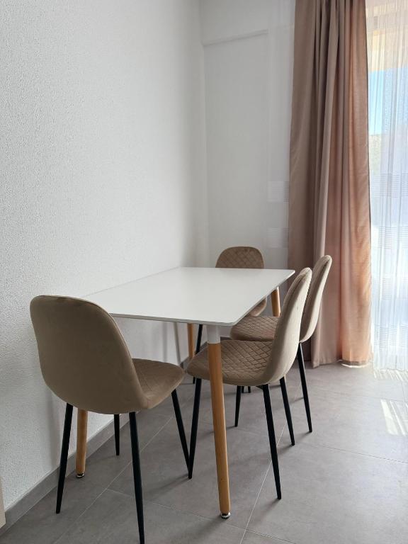 Blue Dreams Apartment - 4