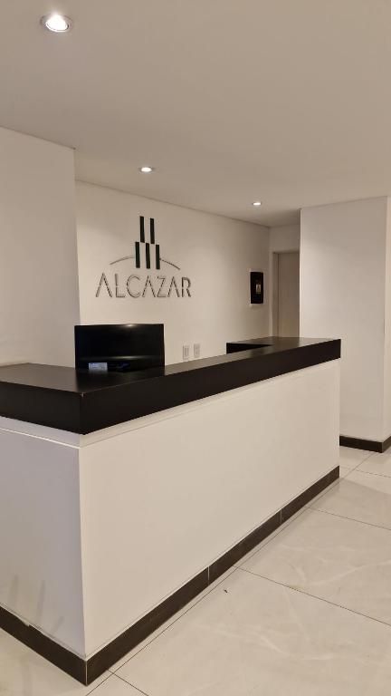 Alcazar Deluxe - 2