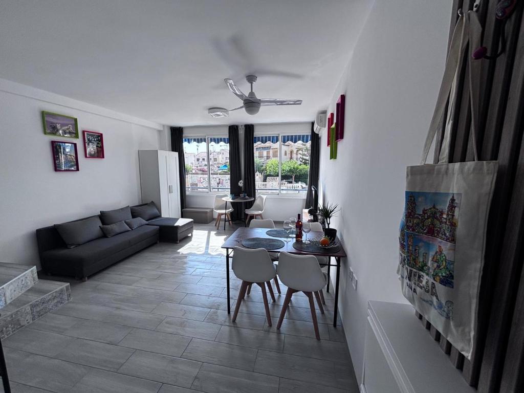 Spacious, two-storey apartment Paraíso Del Mar with pool - 2