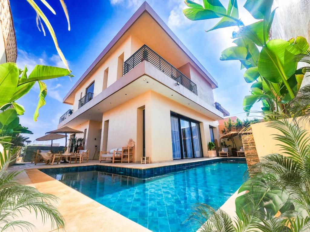 Large Private Pool, Breakfast Included, Near Golf, El Rhechat