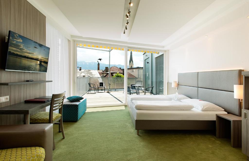 Hotel City