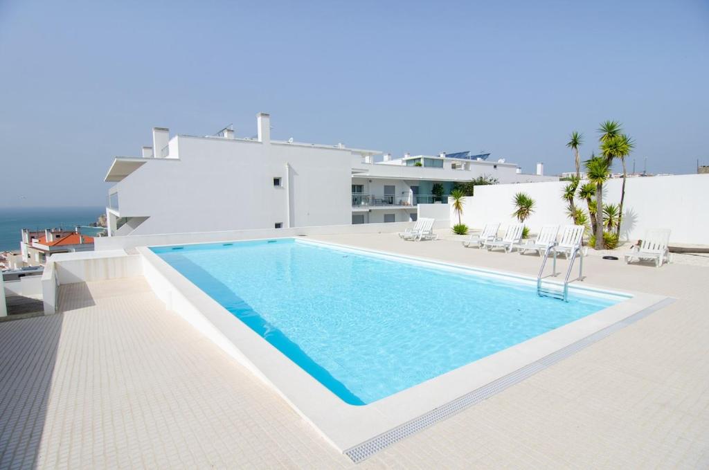 TERRAZA - Sea View Terrace and Condominium Pool, Nazaré