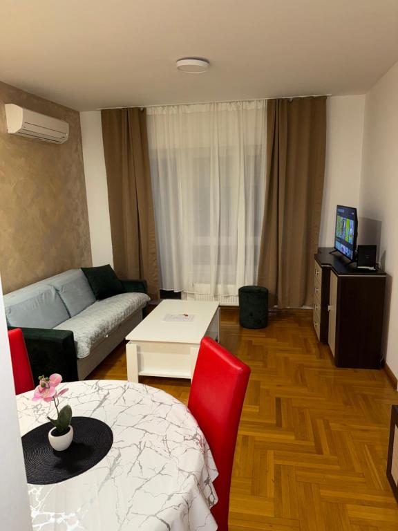 San apartment - 5
