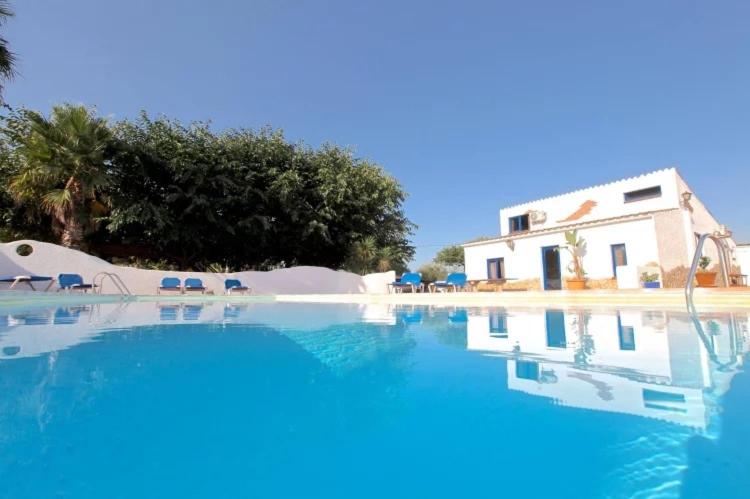 Villa Mediterráneo • Piscina Privada • A/C • BBQ • WIFI - 1