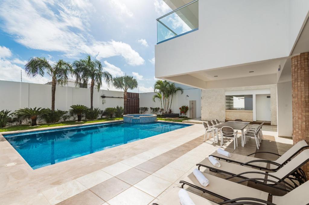 Villa Luxury White en Playa del Carmen - Alberca privada - Lujo - 5 Habitaciones - 5