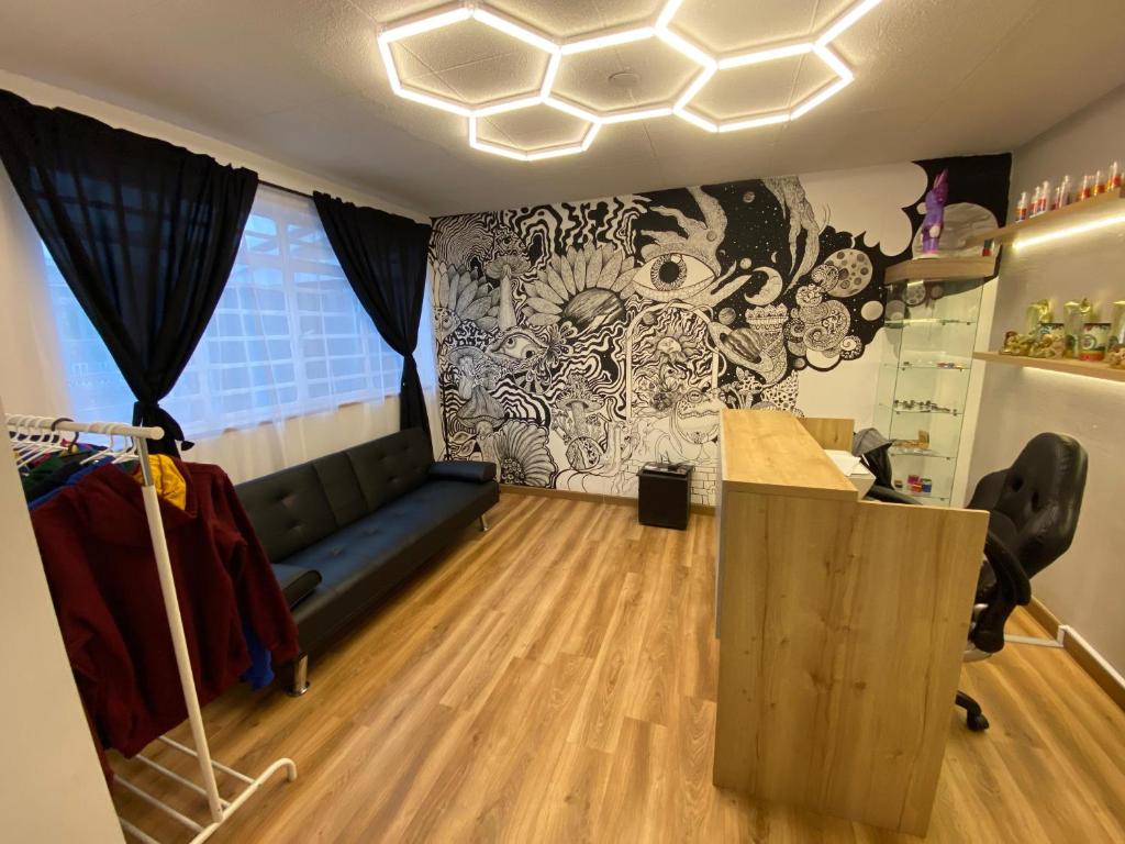 Grizzly Tattoo House - 1