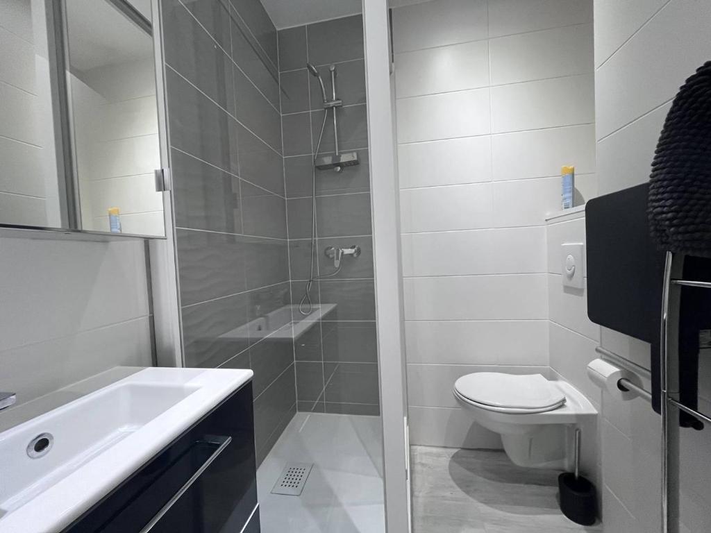 Appartement au cœur de Cauterets, confort, calme et proximité des thermes - FR-1-812-139 - 4